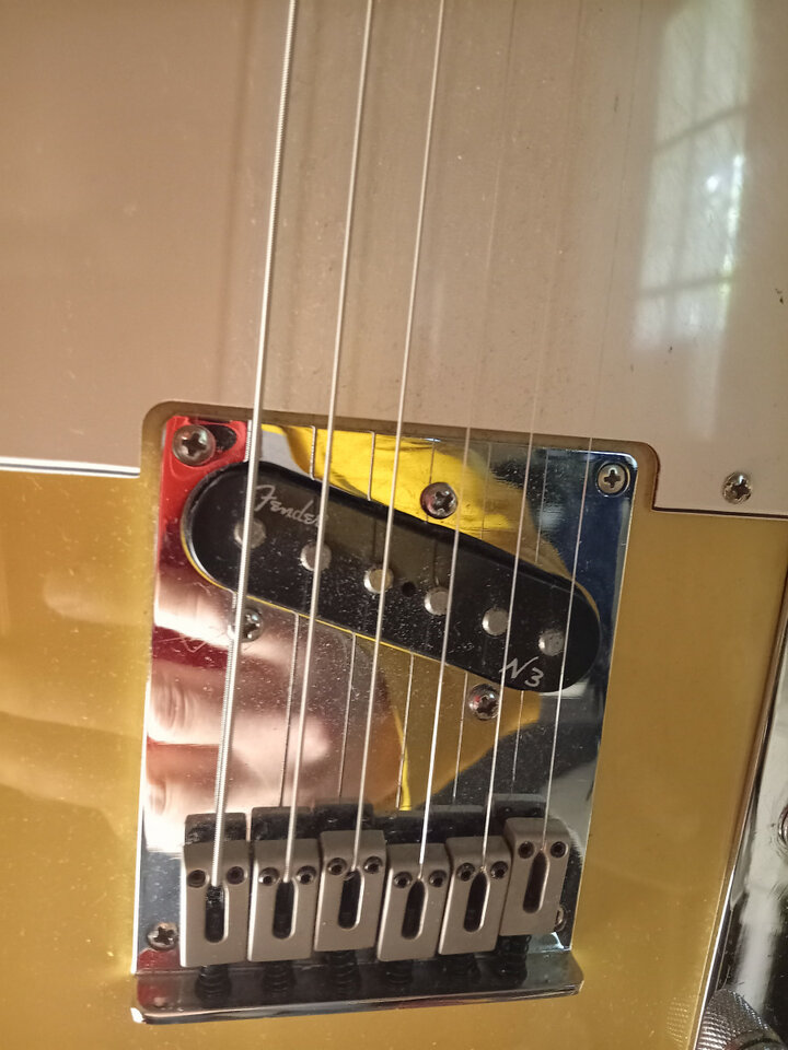 Squier telecaster standard