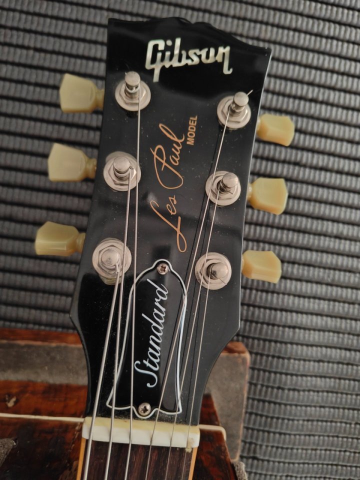 Gibson les Paul Standard Premium Plus 2008 de segunda mano · Foto 2 de 10 · Girona · 2200 €