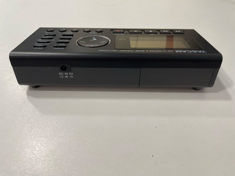 Entrenador-grabador Tascam GB-10