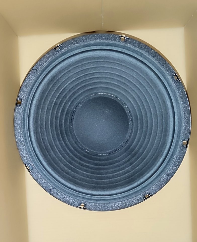 Altavoz de guitarra de 10" Eminence / Supro CR10 - USA de segunda mano · Foto 5 de 5 · Salamanca · 85 €