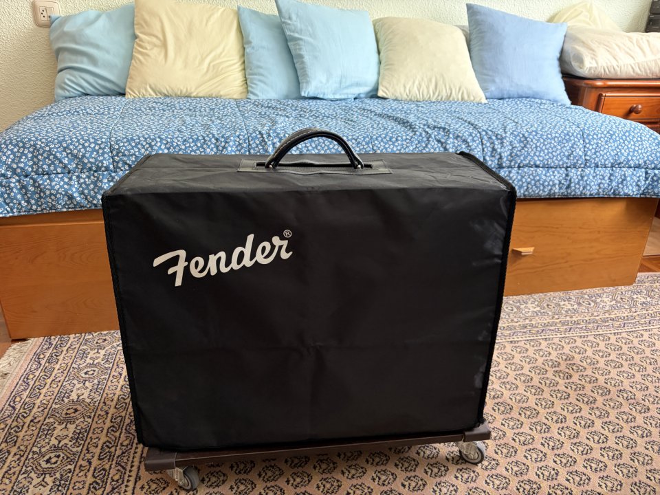 amplificador Fender Hot Rod Deluxe ||| de segunda mano · Foto 1 de 6 · Albacete · 600 €