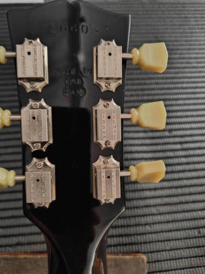 Gibson les Paul Standard Premium Plus 2008 de segunda mano · Foto 7 de 10 · Girona · 2200 €