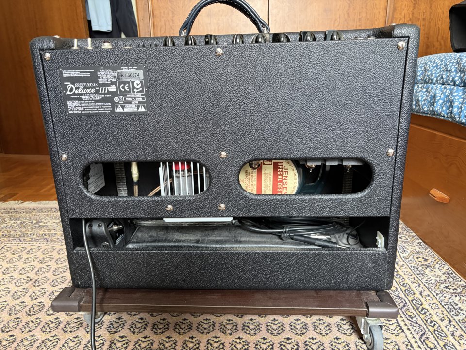 amplificador Fender Hot Rod Deluxe ||| de segunda mano · Foto 3 de 6 · Albacete · 600 €