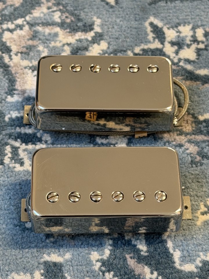 Solodallas Solo71 "T-Top" Humbucker Pickup Set - Nickel de segunda mano · Foto 2 de 4 · Madrid · 320 €
