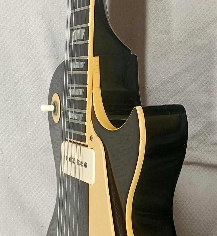 GIBSON Les Paul Pro DeLuxe 1980