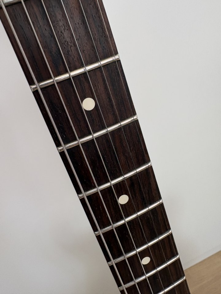 Fender Stratocaster American Special-Impecable de segunda mano · Foto 7 de 8 · Madrid · 1150 €