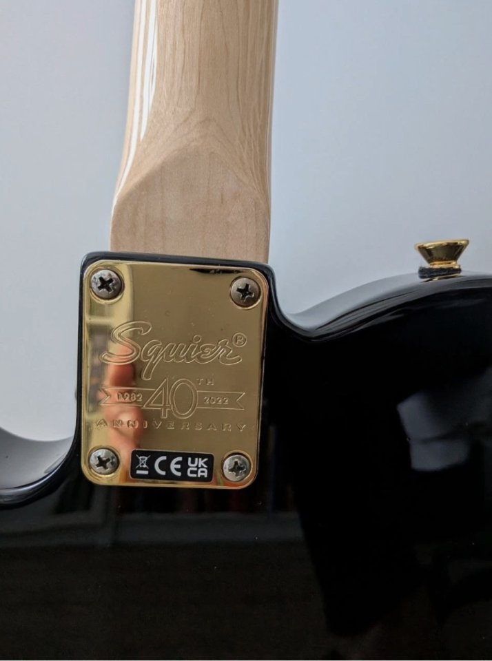 Squier Classic Vibe 40th Anniversary de segunda mano · Foto 5 de 9 · Madrid · 490 €