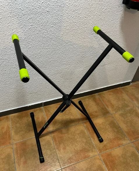soporte teclado gravity ks x1 de segunda mano · Foto 2 de 3 · Madrid · 25 €