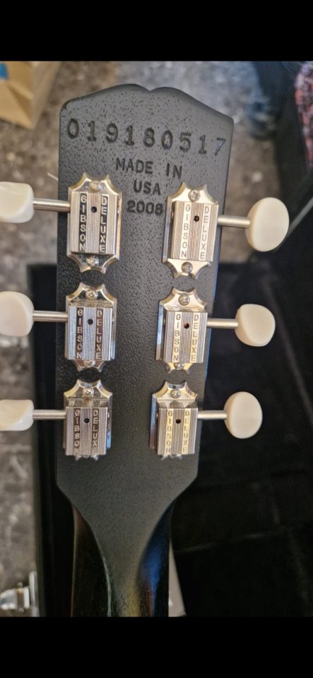 Gibson sin estrenar. ÚLTIMO PRECIO