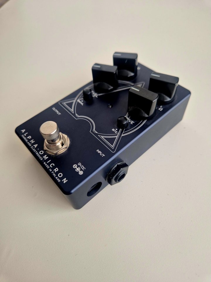 Darkglass Alpha Omicron Bass Distortion de segunda mano · Foto 5 de 5 · Zaragoza · 190 €