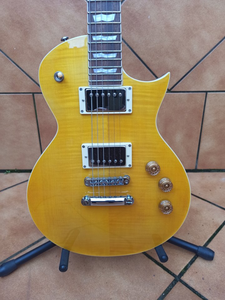 ESP LTD EC-256 de segunda mano · Foto 2 de 10 · Sevilla · 430 €