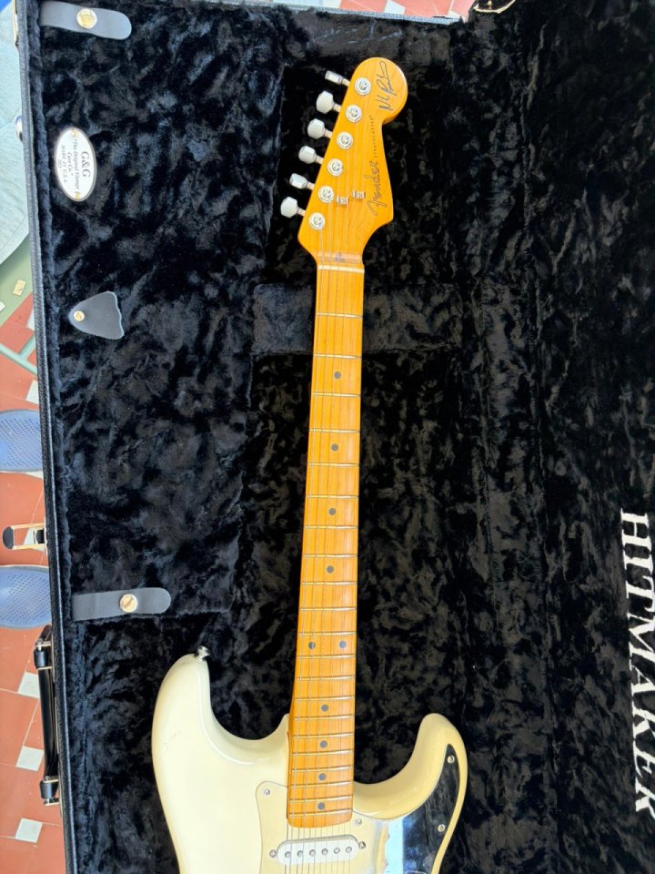 Fender Stratocaster Nile Rodgers de segunda mano · Foto 3 de 8 · Madrid · 1900 €