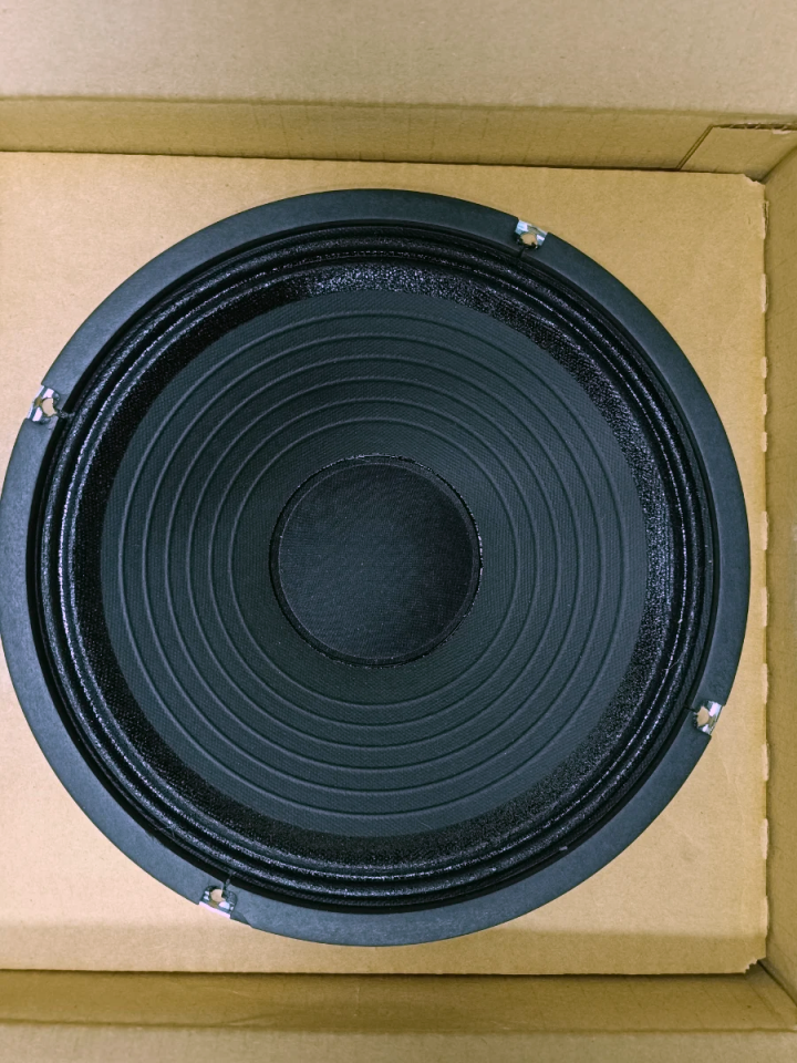 2x Altavoz Celestion Tube 10 30w 8 ohm de segunda mano · Foto 4 de 4 · Salamanca · 55 €
