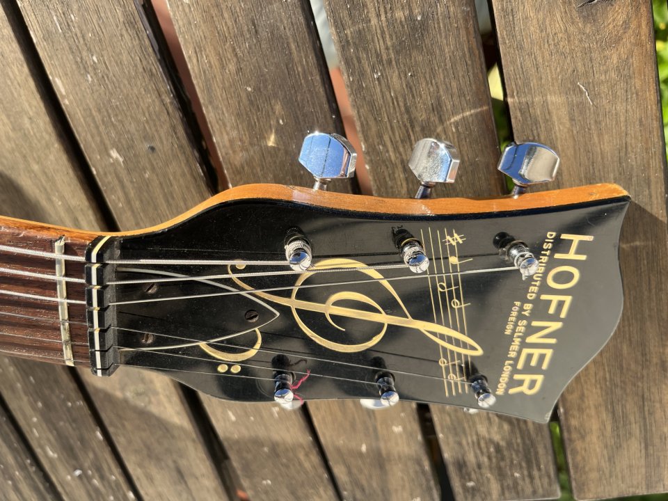 Hofner Senator 60's con pastilla d'armond