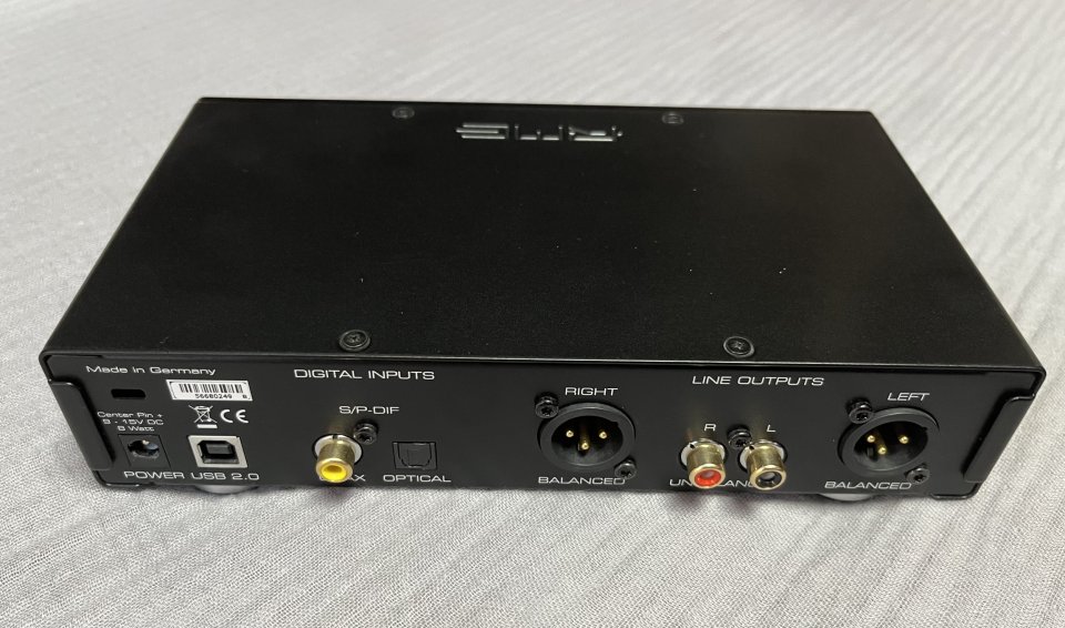 RME ADI-2 DAC FS (Versión AKM AK4493 - Serie B) - Como nuevo de segunda mano · Foto 5 de 8 · Barcelona · 720 €