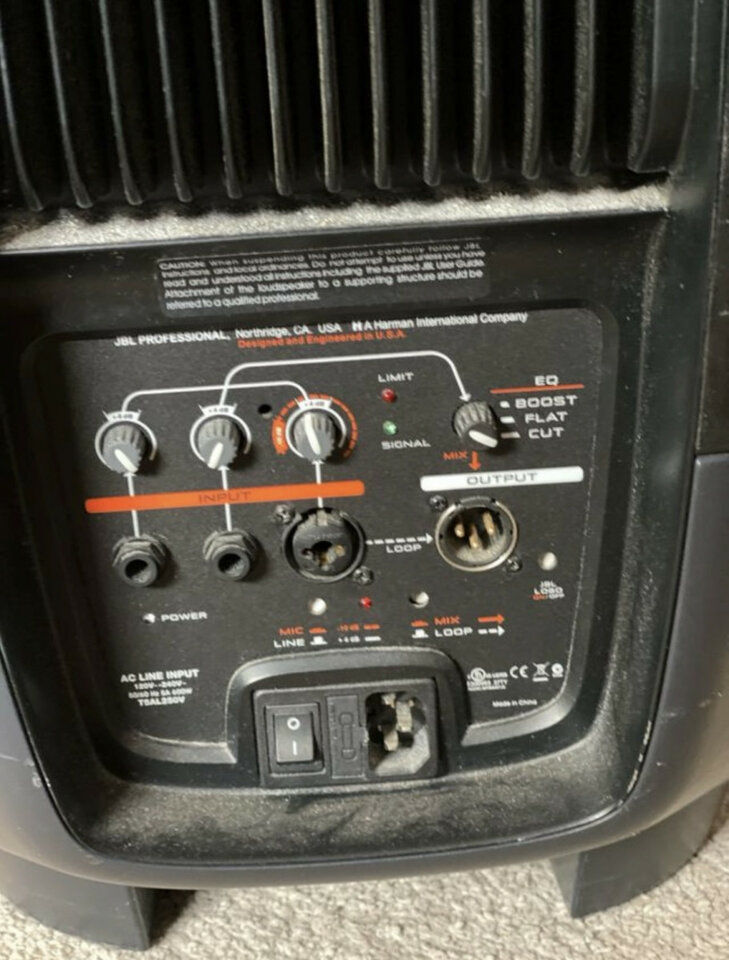 Altavoz jbl eón 515 para repuestos