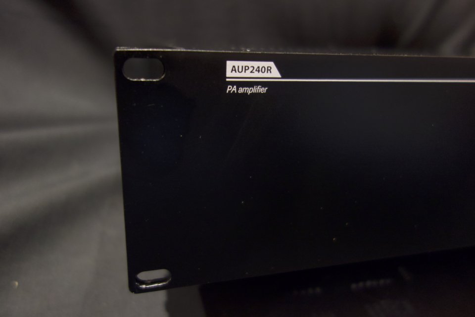 Amplificador Proel AUP240R