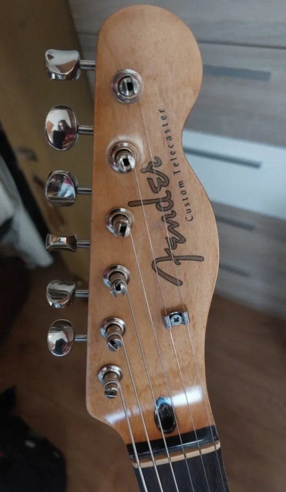 Squier Telecaster Classic Vibe 60s con decal Fender