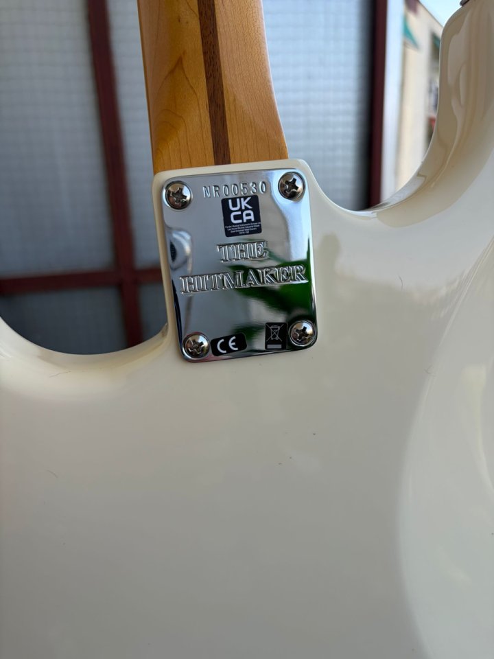Fender Stratocaster Nile Rodgers de segunda mano · Foto 7 de 8 · Madrid · 1900 €
