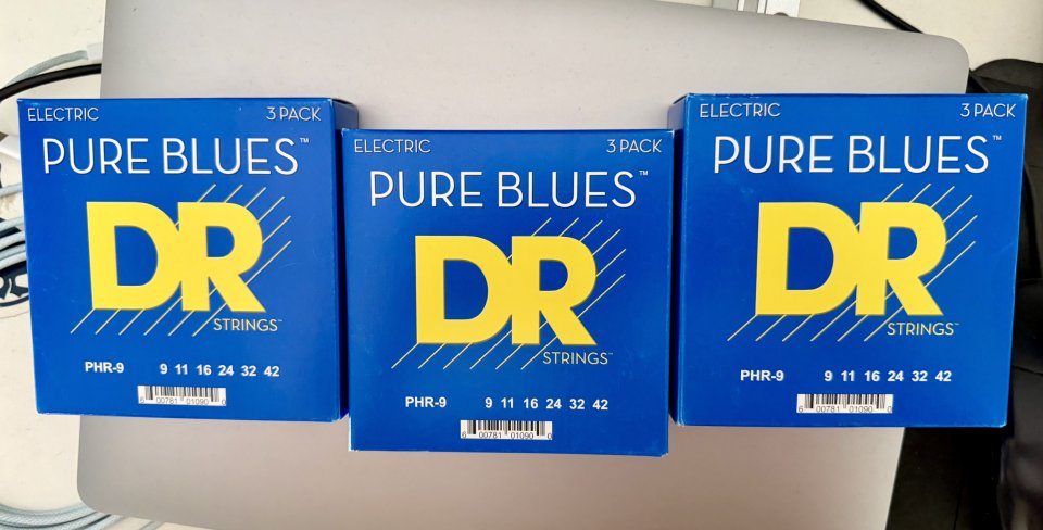 Cuerdas DR pure blues 009 de segunda mano · Foto 1 de 2 · Huelva · 54 €