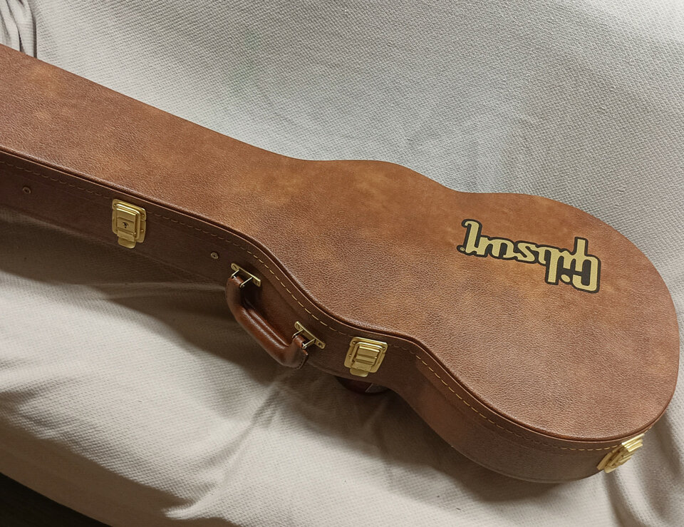 GIBSON Les Paul Pro DeLuxe 1980