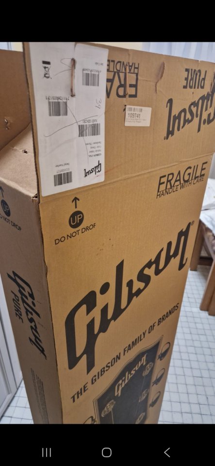 Gibson sin estrenar. ÚLTIMO PRECIO