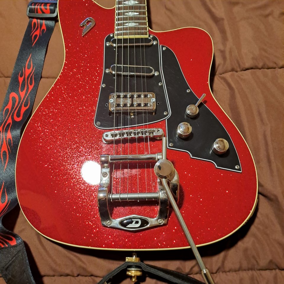 Duesenberg Paloma Red Sparkle