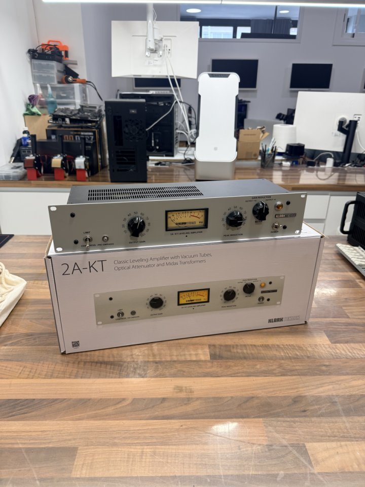 Klark Teknik 2A-KT Compresor "Como Nuevo"