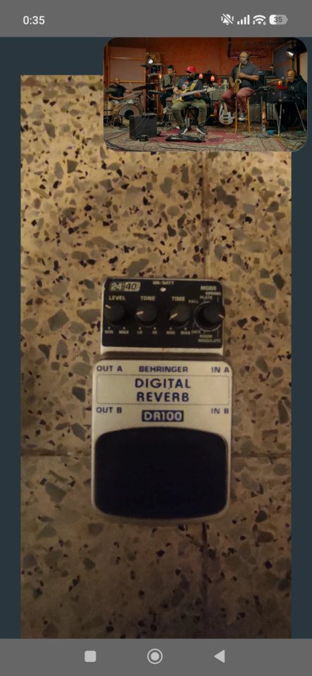 Behringer Digital reverb DR100 de segunda mano · Foto 1 de 2 · Barcelona · 20 €