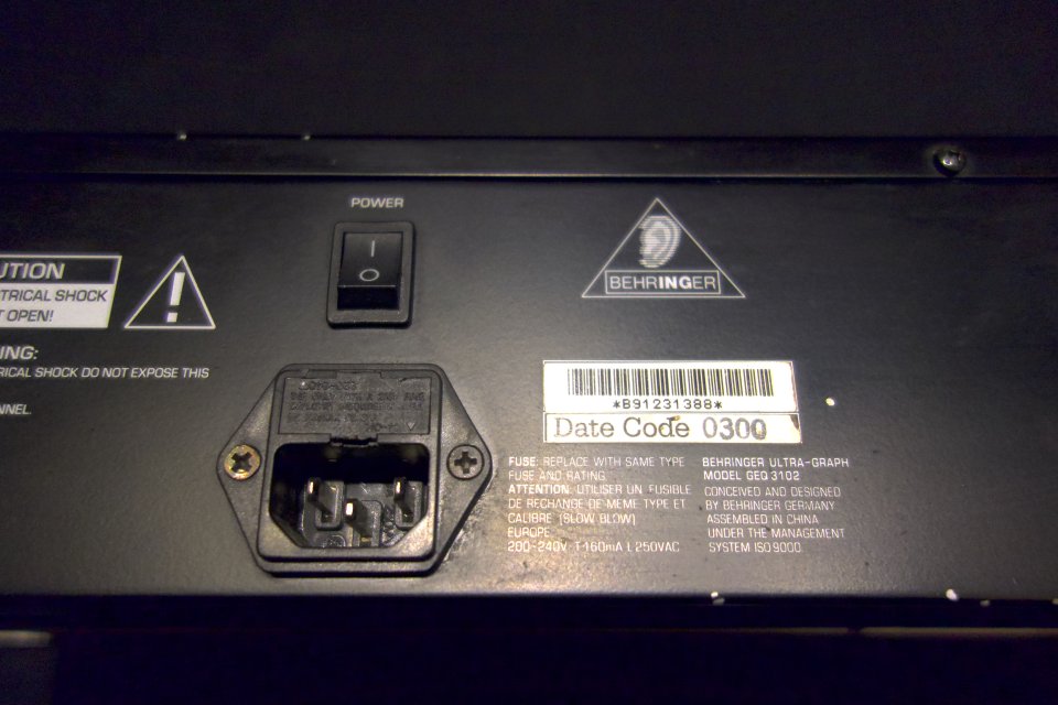 Ecualizador Behringer GEQ 3102