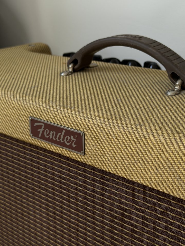Fender Blues DeVille 1994 USA 4x10 de segunda mano · Foto 3 de 10 · Barcelona · 1150 €