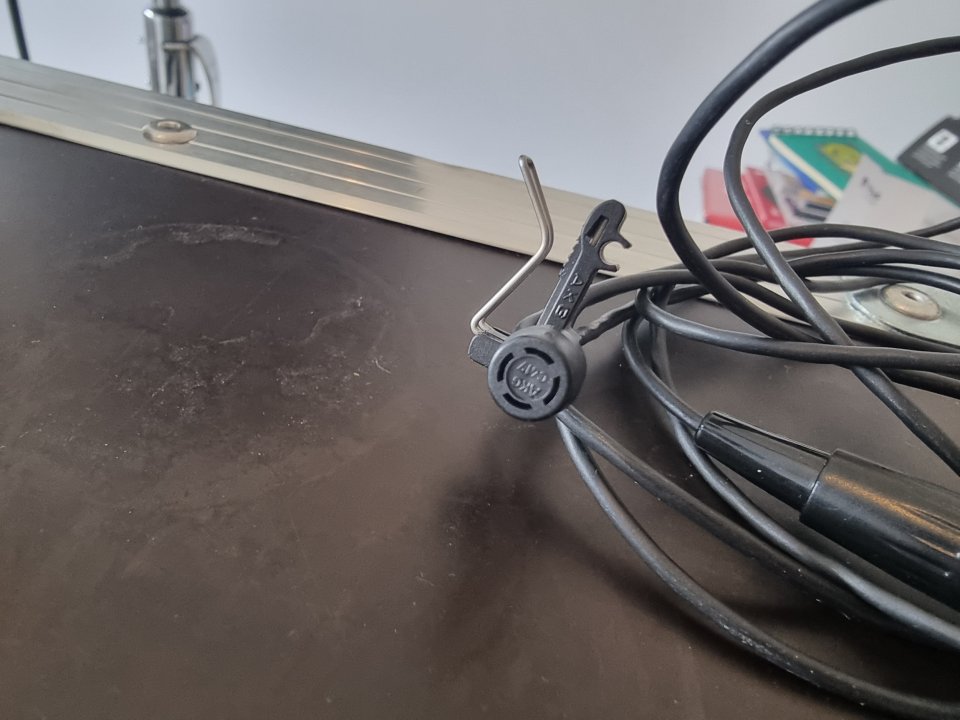 Inalámbrico completo Shure de segunda mano · Foto 3 de 4 · Araba · 220 €