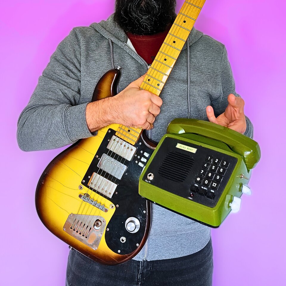 "OLIVE RUBY TC" ampli portátil vintage con trémolo + mic teléfono