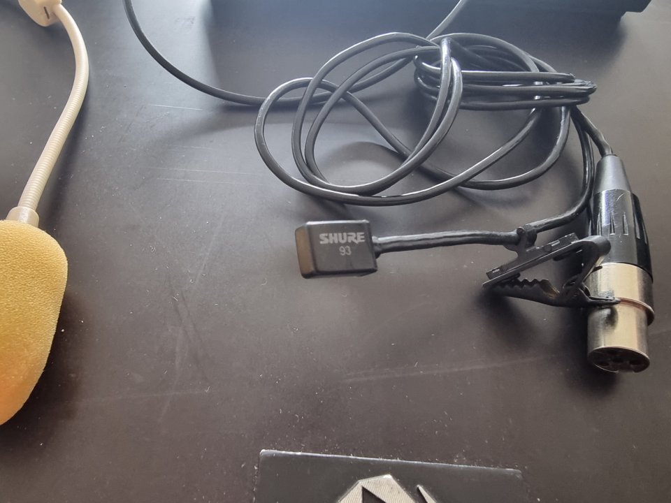 Inalámbrico completo Shure de segunda mano · Foto 4 de 4 · Araba · 220 €