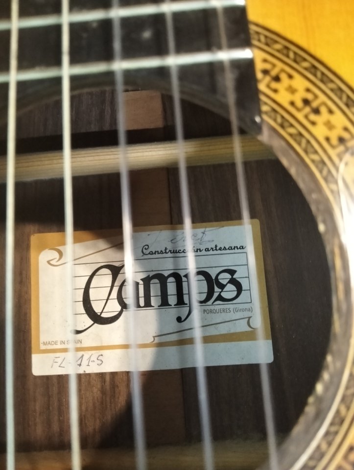 Guitarra hermanos camps flamenca amplificada