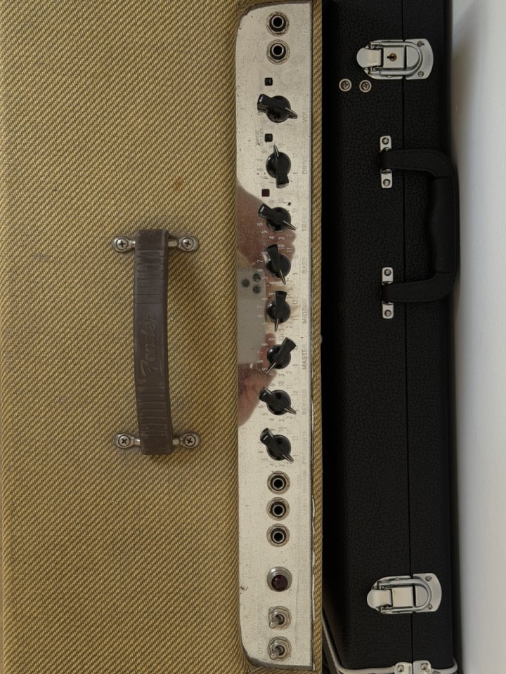 Fender Blues DeVille 1994 USA 4x10 de segunda mano · Foto 5 de 10 · Barcelona · 1150 €