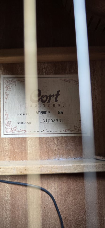 Cort guitarra Electroacústica