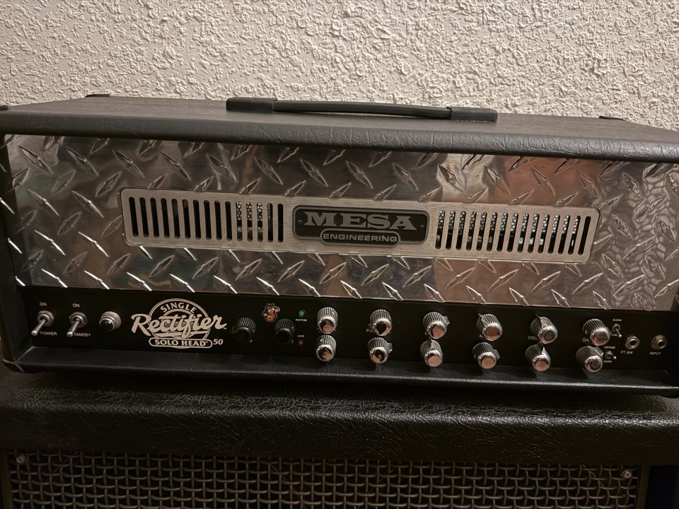 Mesa Boggie Single Rectifier y Pantalla Engl 4x12 de segunda mano · Foto 2 de 2 · Murcia · 1000 €