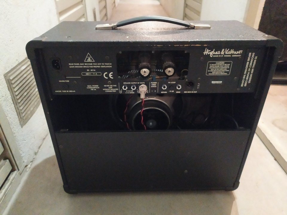 Hughes & Kettner Tube 50 de segunda mano · Foto 3 de 7 · Pontevedra · 350 €