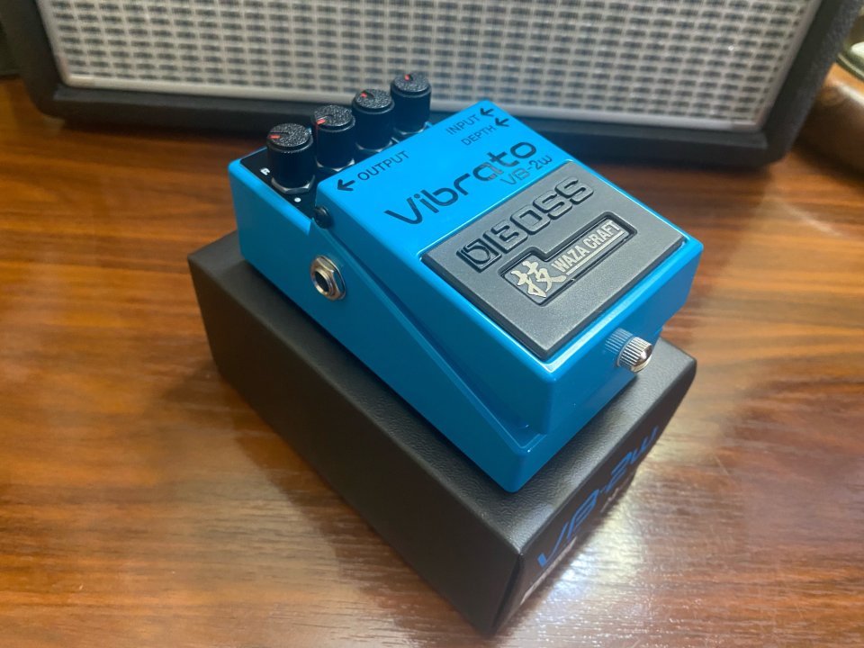 Boss VB-2W Vibrato – Japan Waza Craft (efecto para guitarra, bajo y teclados – nuevo) de segunda mano · Foto 1 de 5 · Salamanca · 199 €
