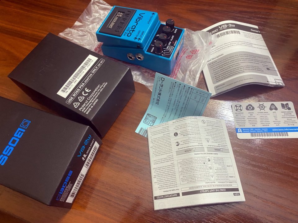 Boss VB-2W Vibrato – Japan Waza Craft (efecto para guitarra, bajo y teclados – nuevo) de segunda mano · Foto 3 de 5 · Salamanca · 199 €