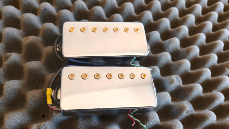 set de pastillas Bare Knuckle Blag Dog 7 cuerdas