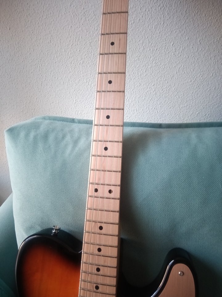 Squier Paranormal Cabronita Thinline de segunda mano · Foto 4 de 10 · Madrid · 340 €