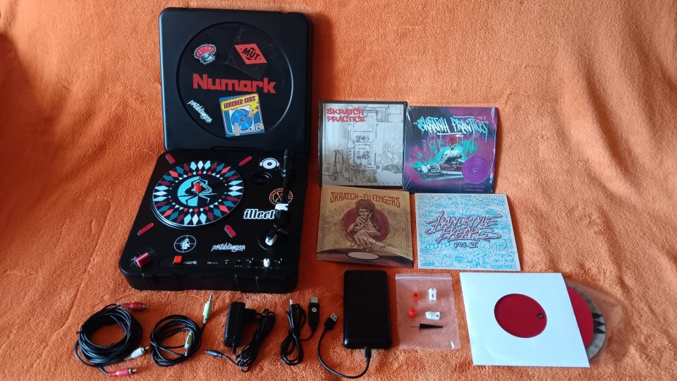 Numark PT 01 Scratch + Mods + Extras