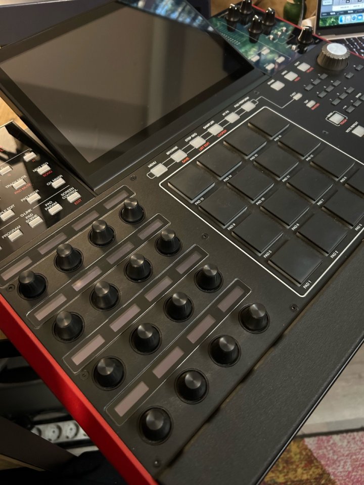 Akai mpc X