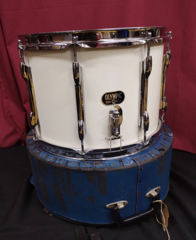 Caja OLYMPIC (Premier ) de lo 60' Casco de 14x9'5"