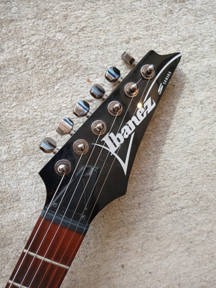 Ibanez S521 MOL - DiMarzio Evolution / V7 de segunda mano · Foto 9 de 10 · Barcelona · 500 €