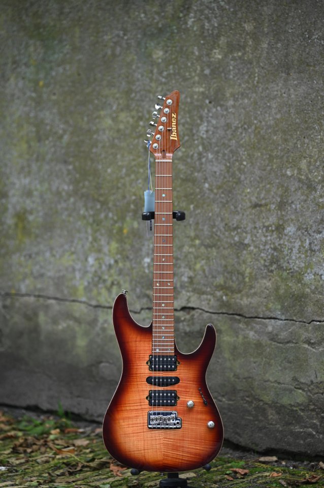 Ibanez AZ2407F