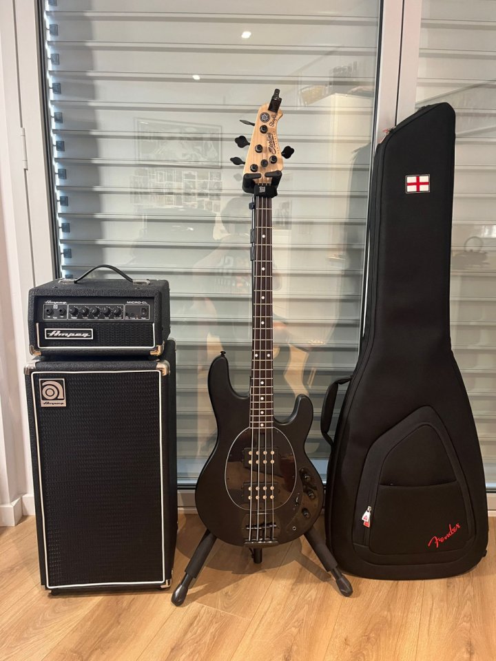 Sterling by Music Man – RAY 4HH - Sbk - J1