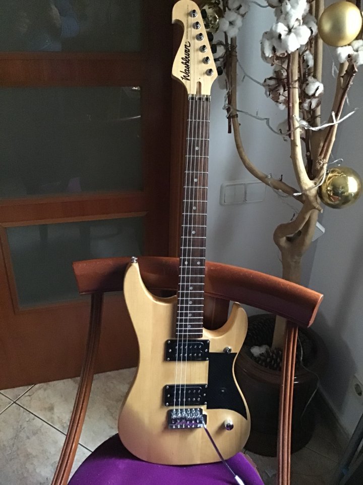 Washburn Nuno Bettencourt 125 euros Hasta fin de mes